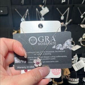 Women’s Pink Flower Pendant Necklace - Silver